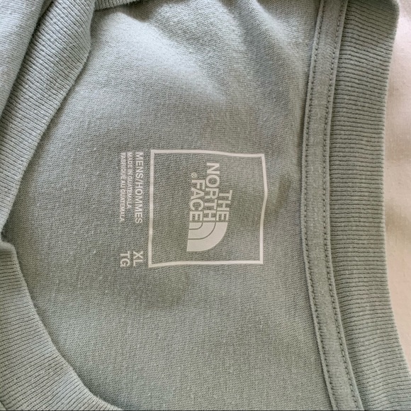 The North Face Tee - Picture 4 of 4
